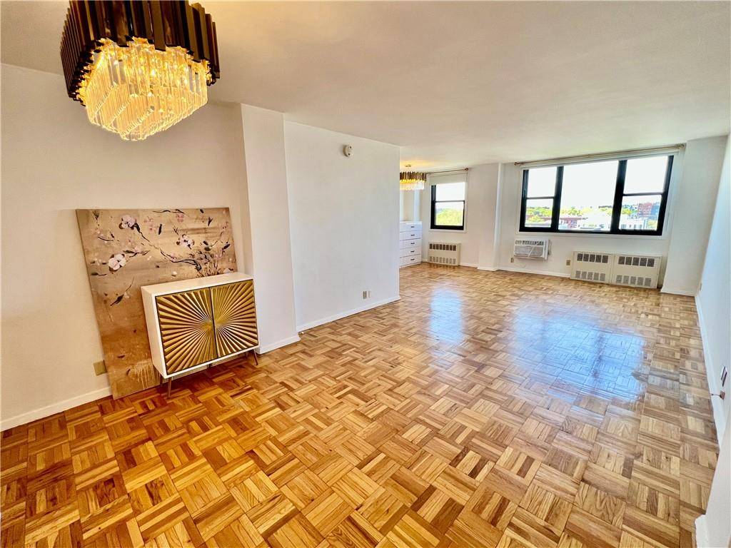 1360 Ocean Pkwy #8C, Brooklyn, NY 11230