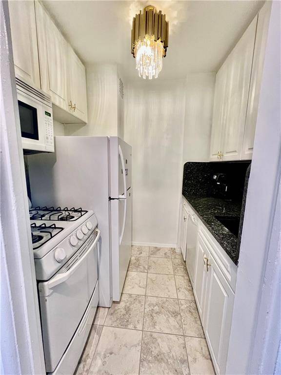 1360 Ocean Pkwy #8C, Brooklyn, NY 11230