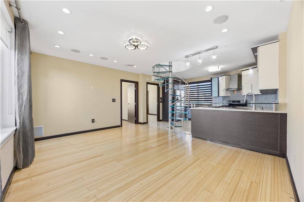 2969 Brighton 1st ST #PH4, Brooklyn, NY 11235
