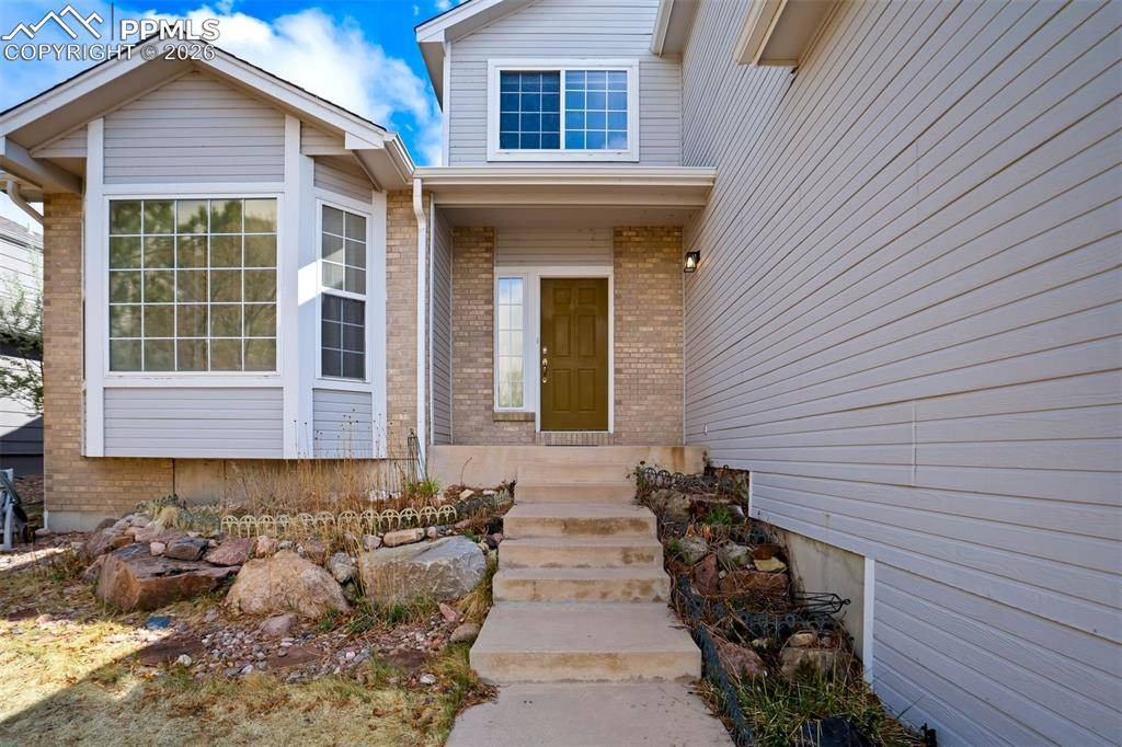5165 Sevenoaks DR, Colorado Springs, CO 80919