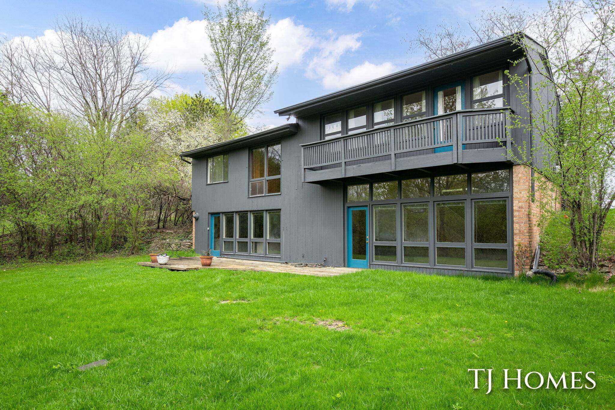 2914 Cascade RD SE, Eastgrandrapidscity_kent, MI 49506