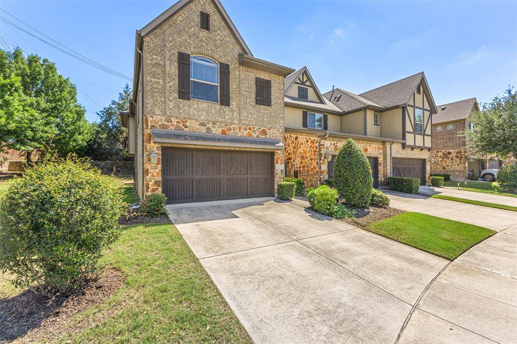 1014 Brook Forest Lane, Euless, TX 76039