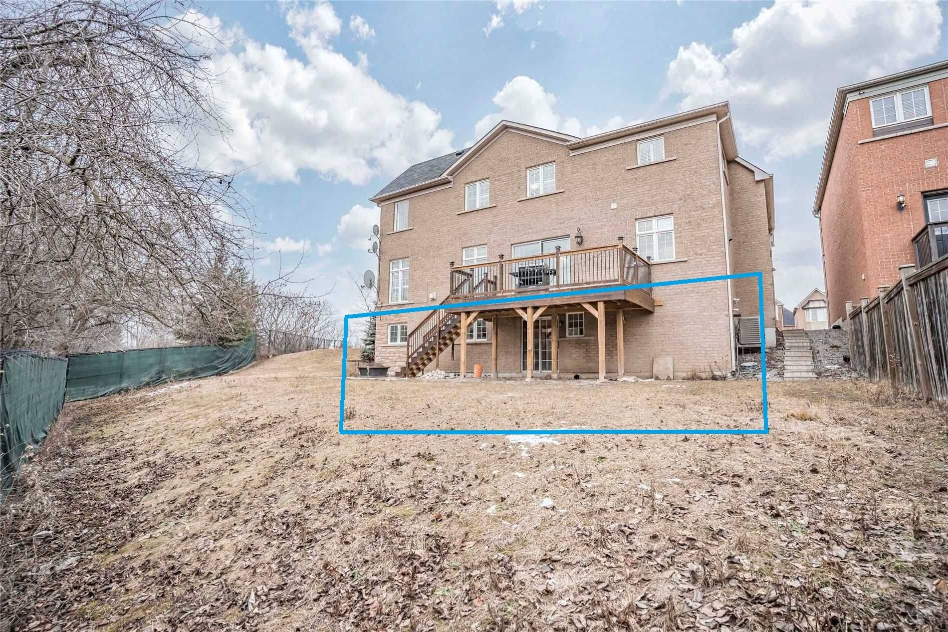 49 Williamson DR W, Ajax, ON L1T 4M7