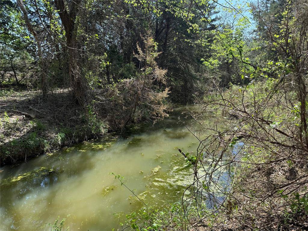 261 Catholic Cemetery Road, Montague, TX 76251