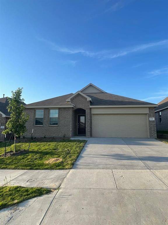 2632 Starwater Drive, Fort Worth, TX 76179