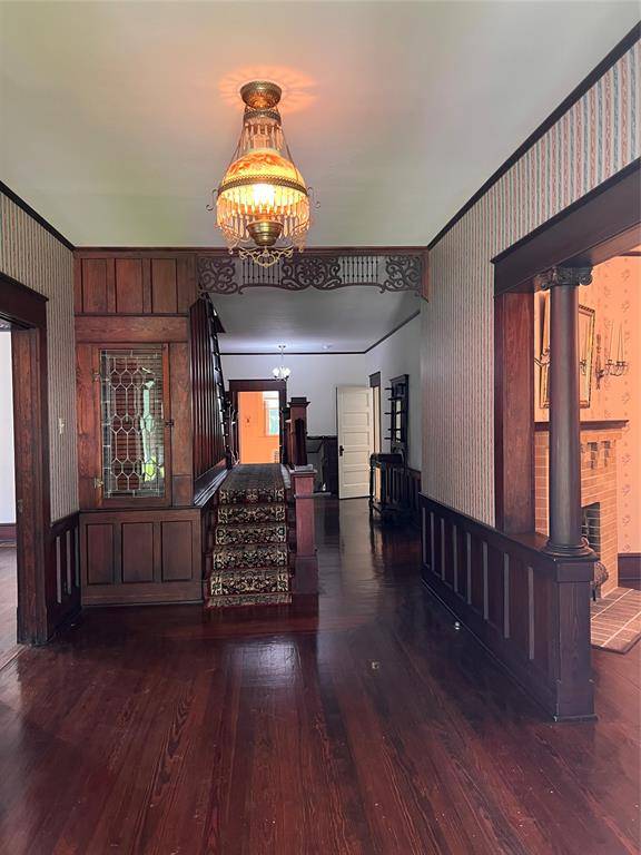 505 N Elm Street, Comanche, TX 76442