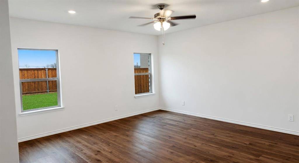 956 Lost Mine Trail, Little Elm, TX 75068