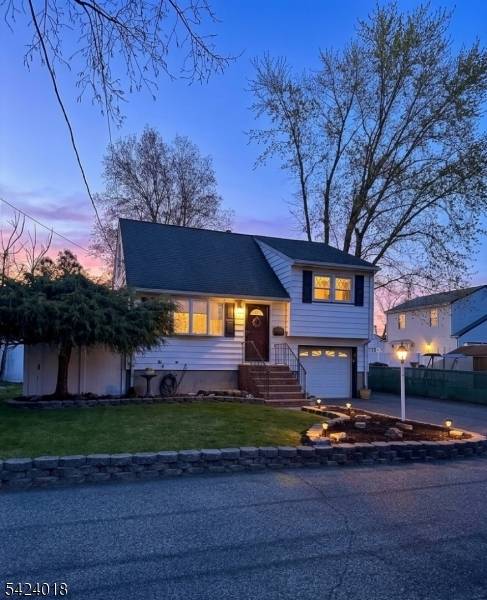 6 Evergreen Ave, Wanaque Boro, NJ 07420