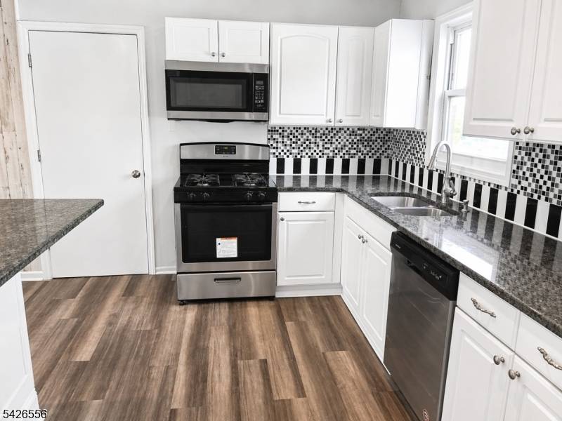 94 S 21St Ave, Manville Boro, NJ 08835