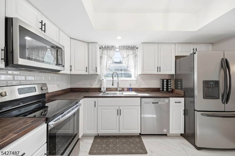 11 Davis Ter, Andover Twp., NJ 07860