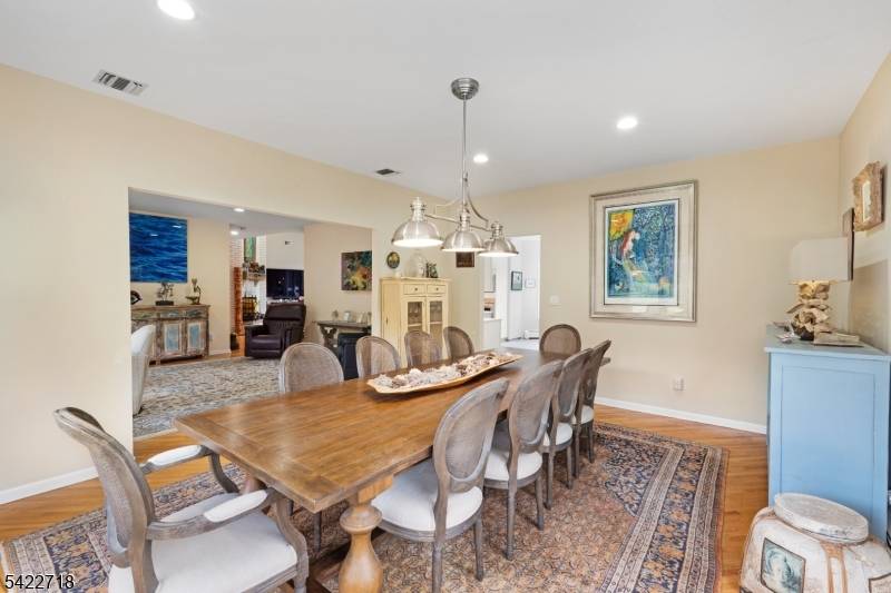 4 Chadwick Ct, Denville Twp., NJ 07834