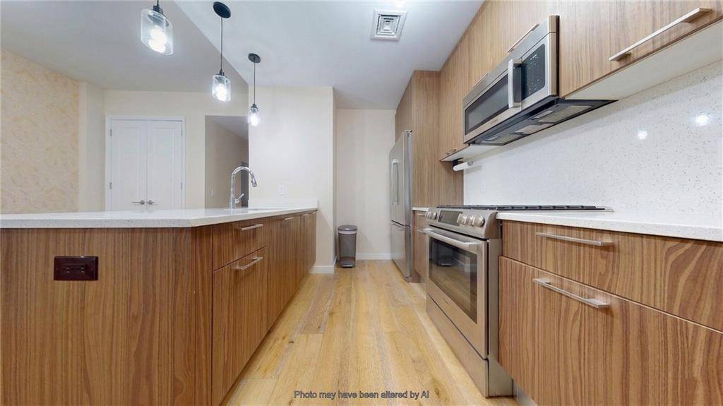 104 West End AVE #3I, Brooklyn, NY 11235
