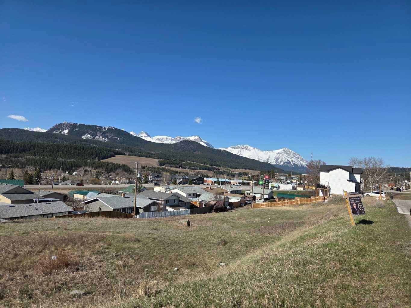8634 21st AVE, Coleman, AB T0K0M0