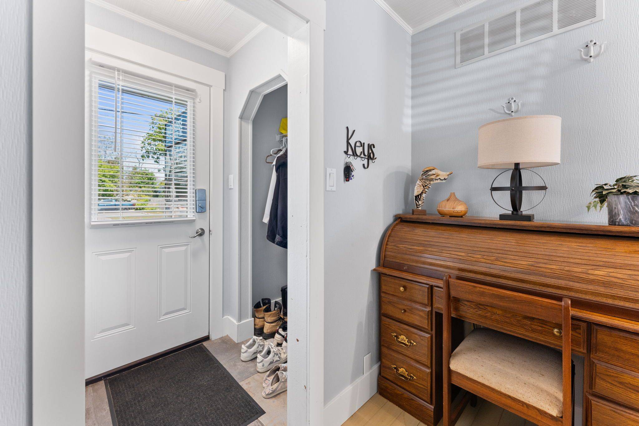 34 Ontario ST S, Lambton Shores, ON N0M 1T0