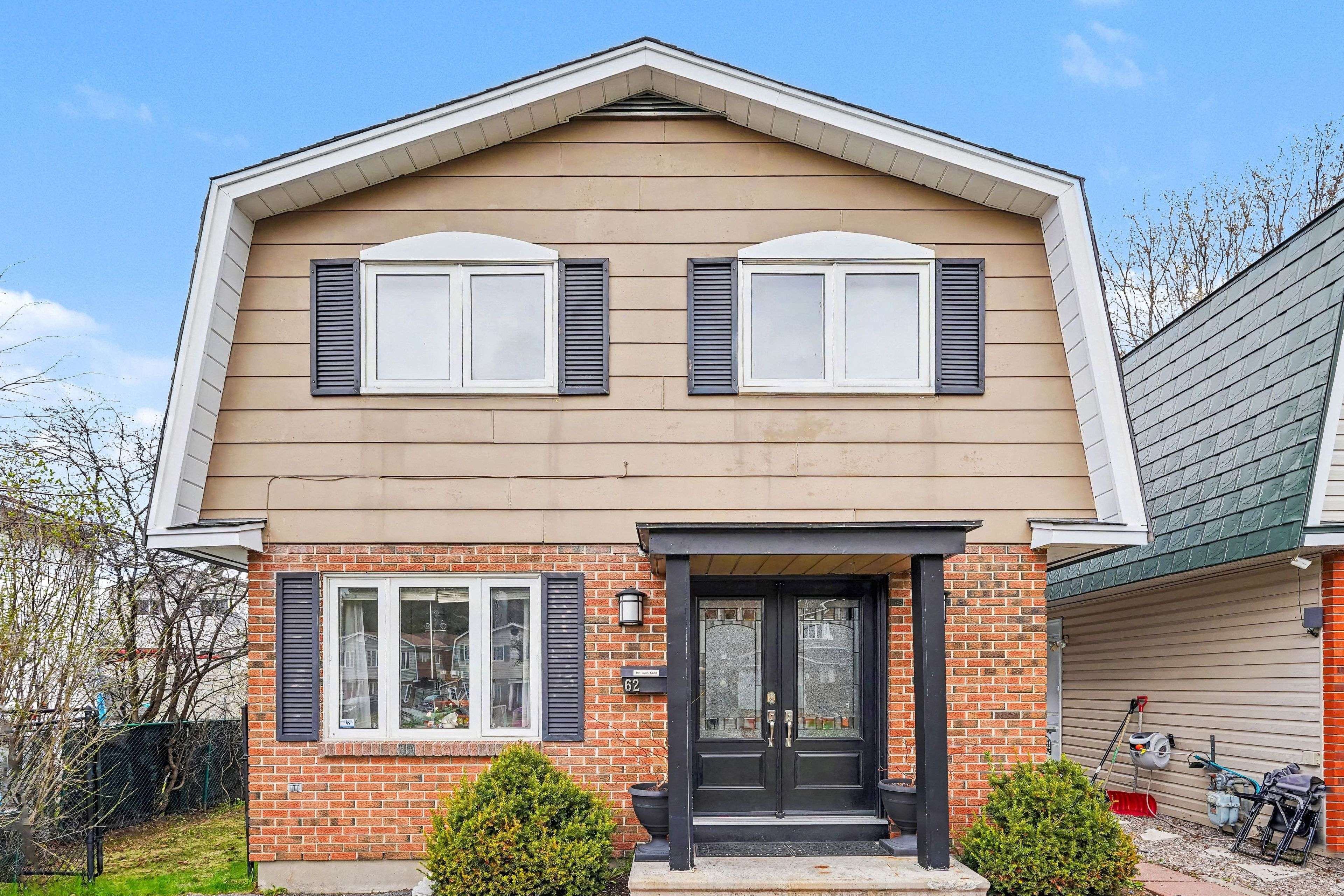 62 Priam WAY, Bells Corners And South To Fallowfield, ON K2H 8S8