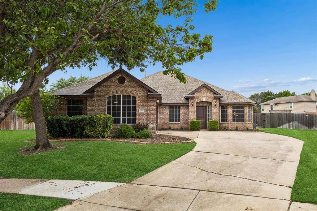 8413 Island Court, Fort Worth, TX 76137