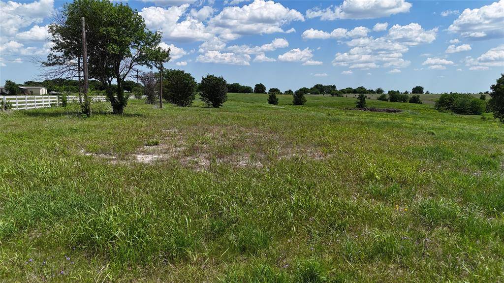 596 County Road 339, Gainesville, TX 76240