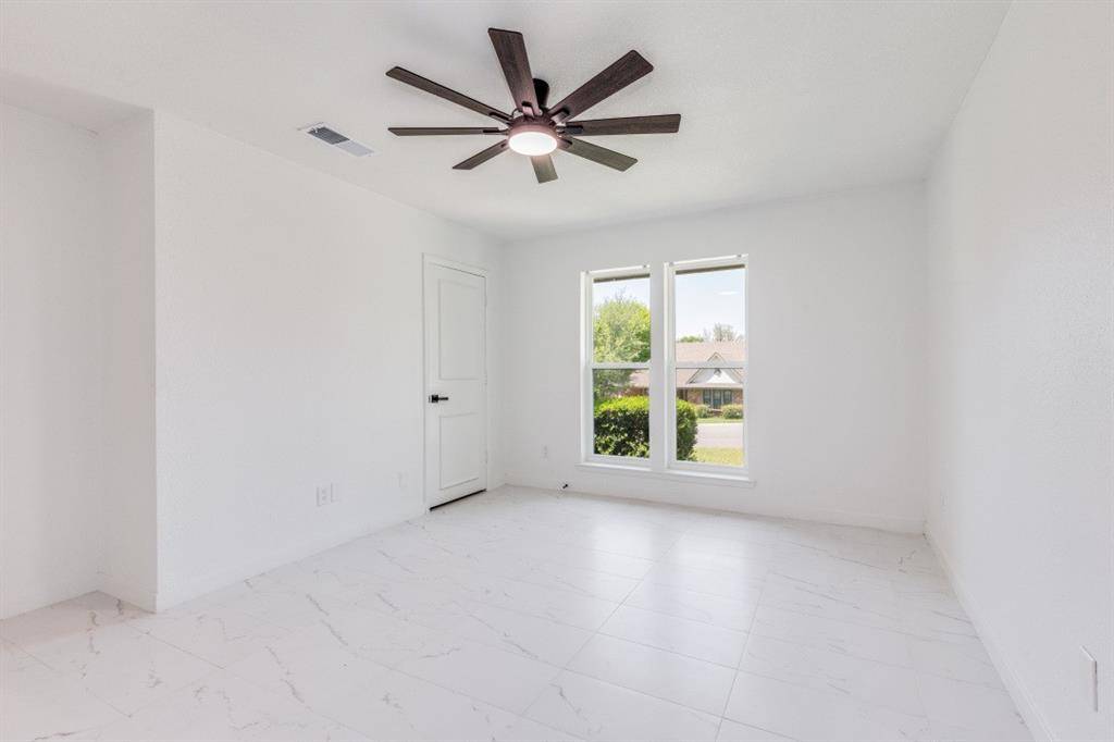 7717 Woodside Hill, Fort Worth, TX 76179