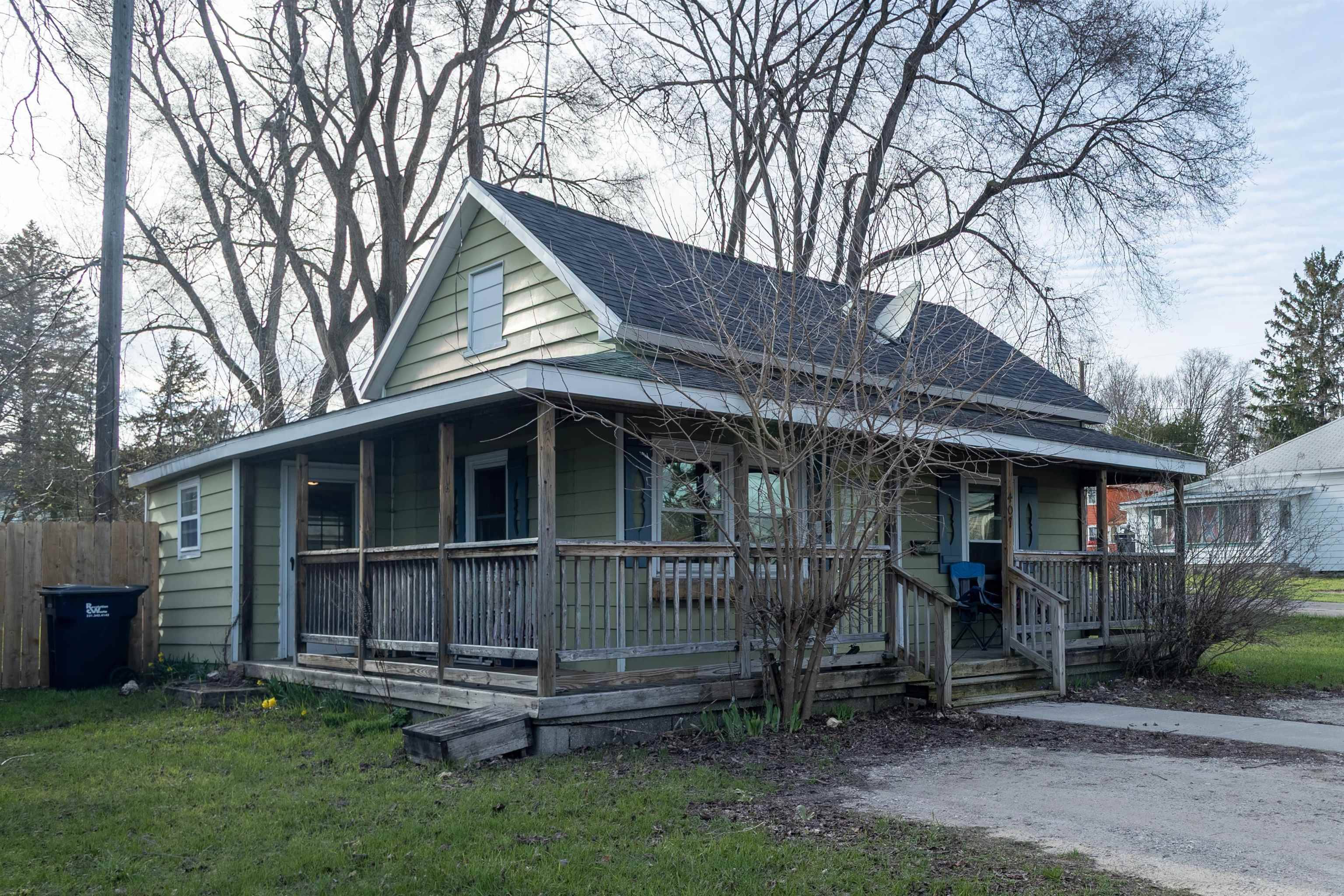 407 Richardi ST, Forest Home Twp, MI 49615