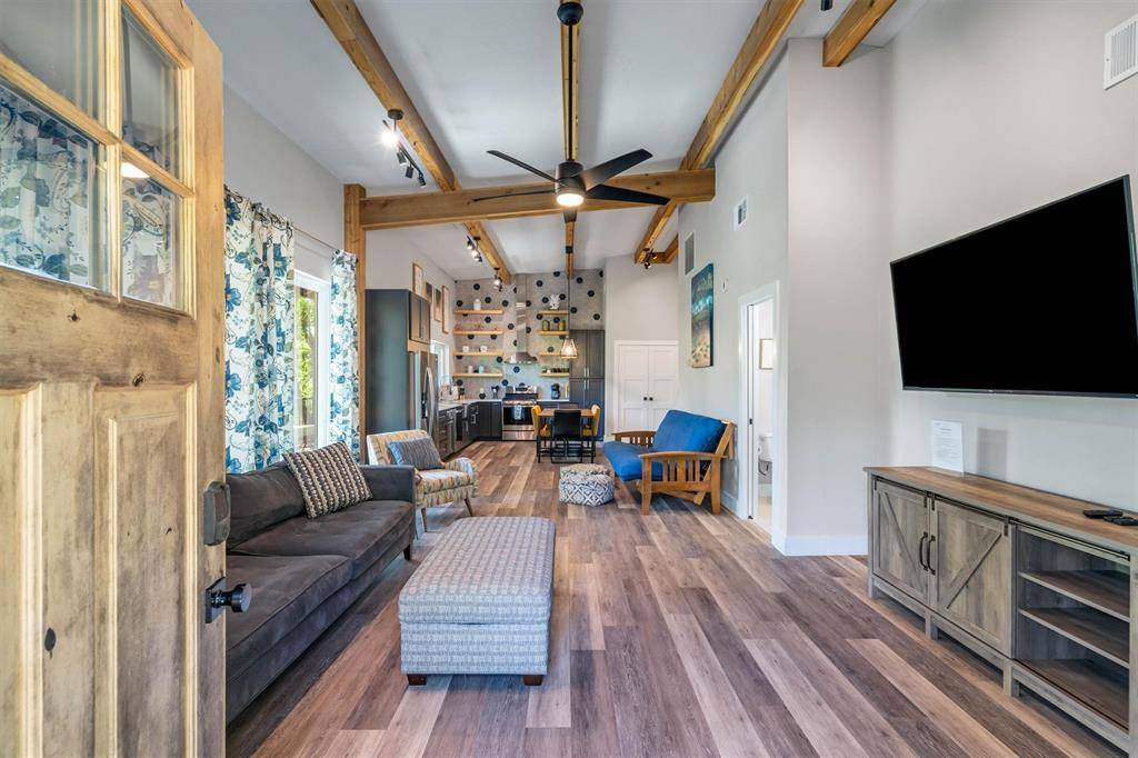 112 Two Feather, Whitney, TX 76692