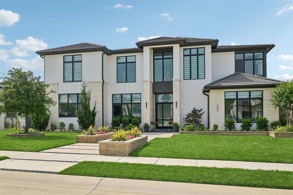 705 Stacy Drive, Southlake, TX 76092