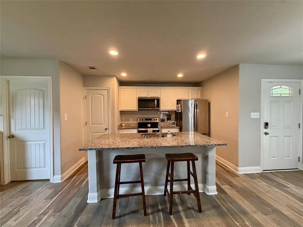 619 Mansfield Road, Cleburne, TX 76031
