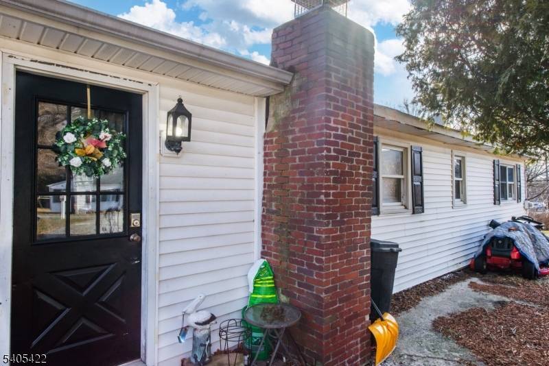 6 Mulberry St, Hamburg Boro, NJ 07419