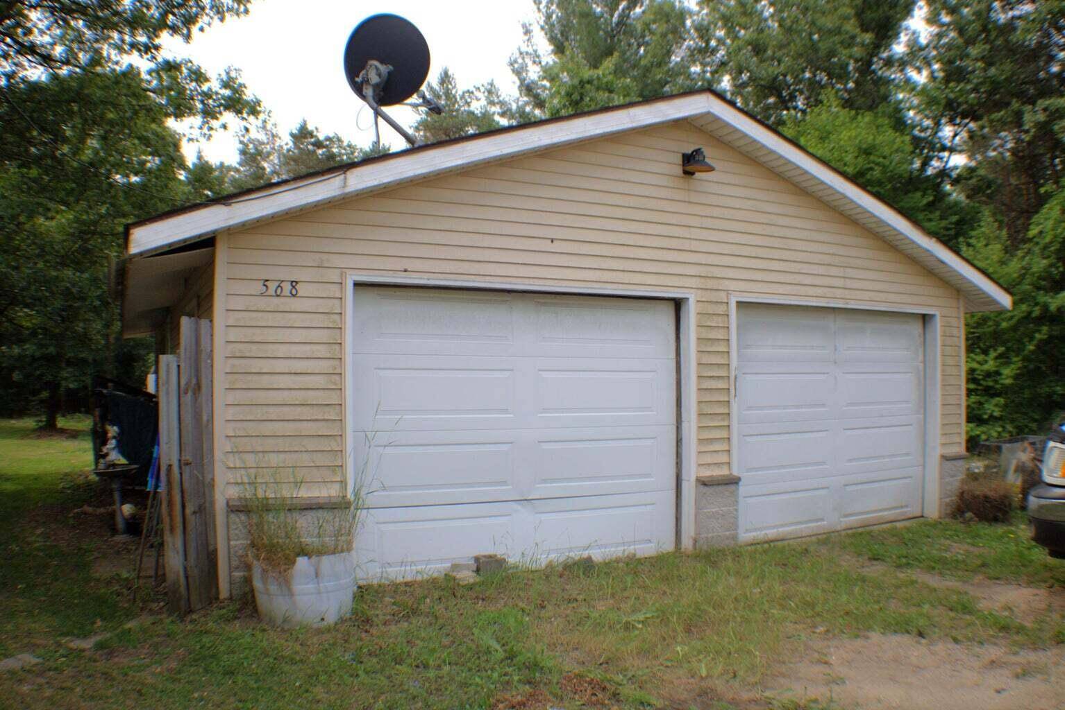 568 S Nancy DR, Big Prairie Twp, MI 49349