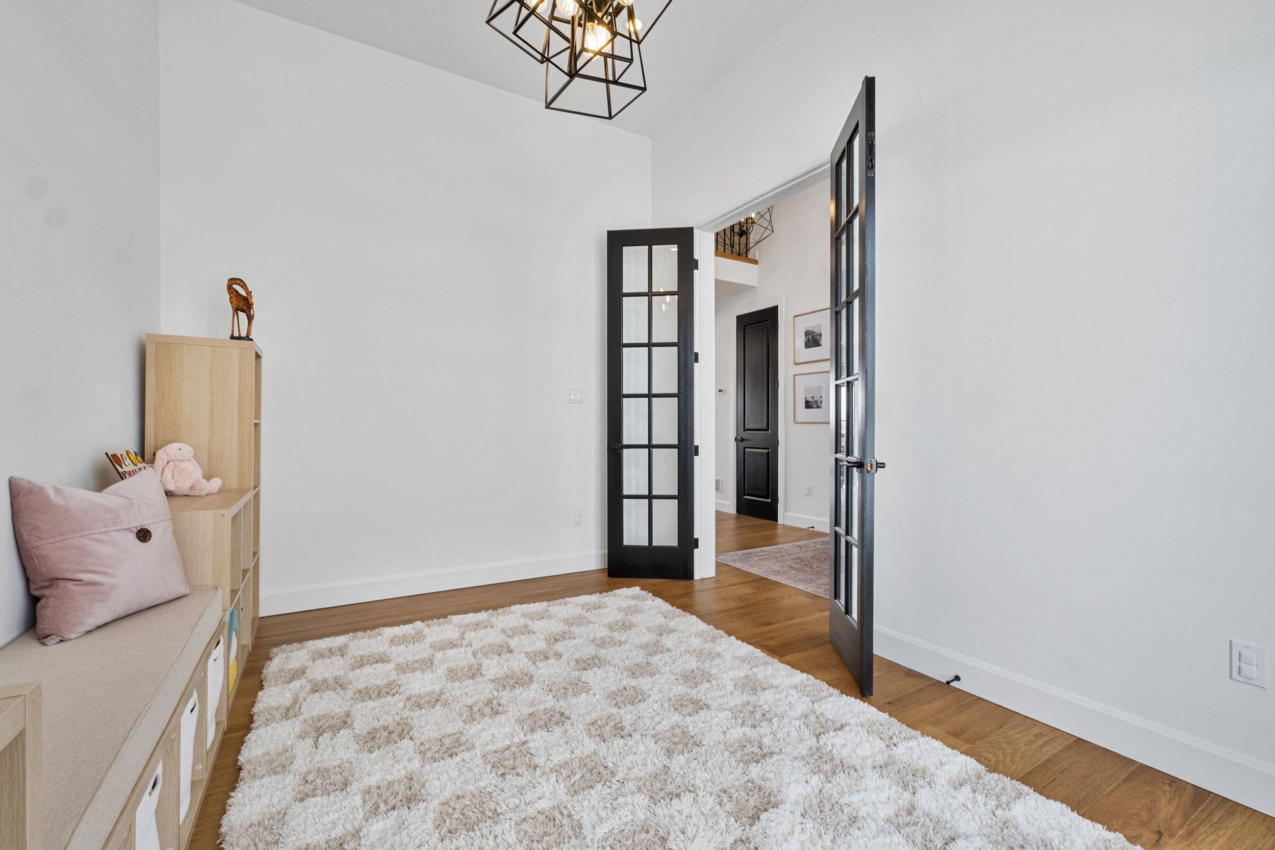 160 Foxborough PL, Thames Centre, ON N0M 2P0