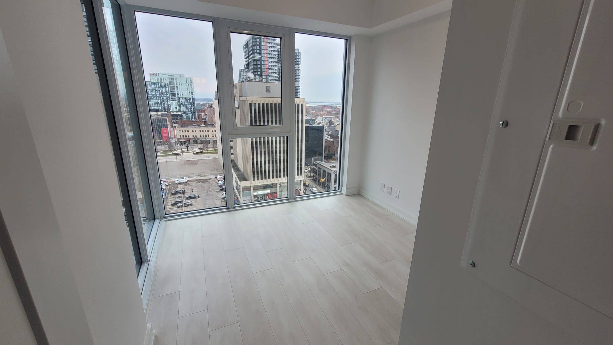 75 James ST #1211, Hamilton, ON L8P 2Y9