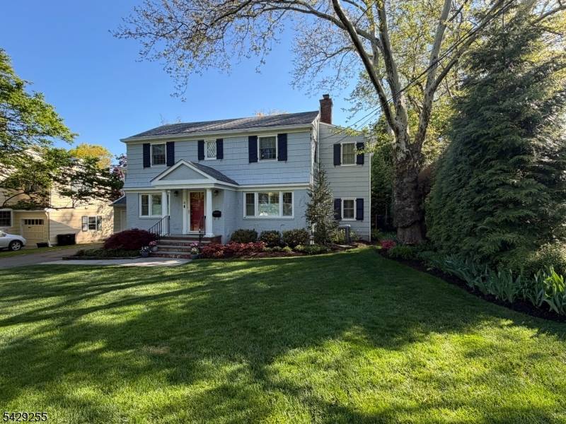 6 Hillside Ave, Madison Boro, NJ 07940