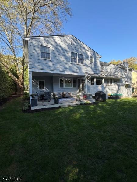 6 Hillside Ave, Madison Boro, NJ 07940