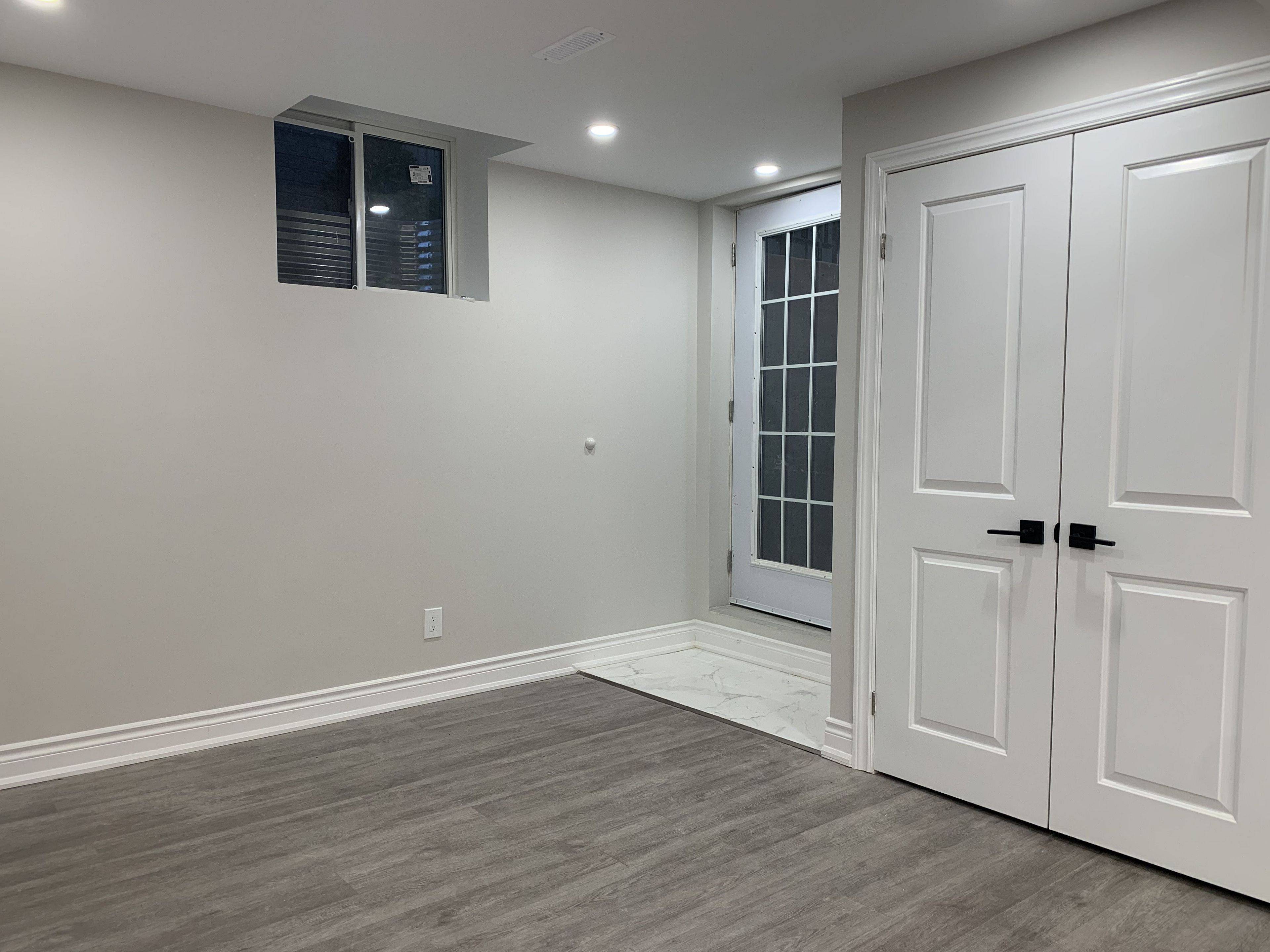 9 Annie CRES, Ajax, ON L1T 3X6