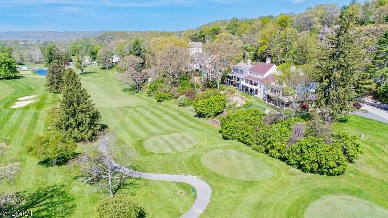 2 Eaglet Gln, Allamuchy Twp., NJ 07840