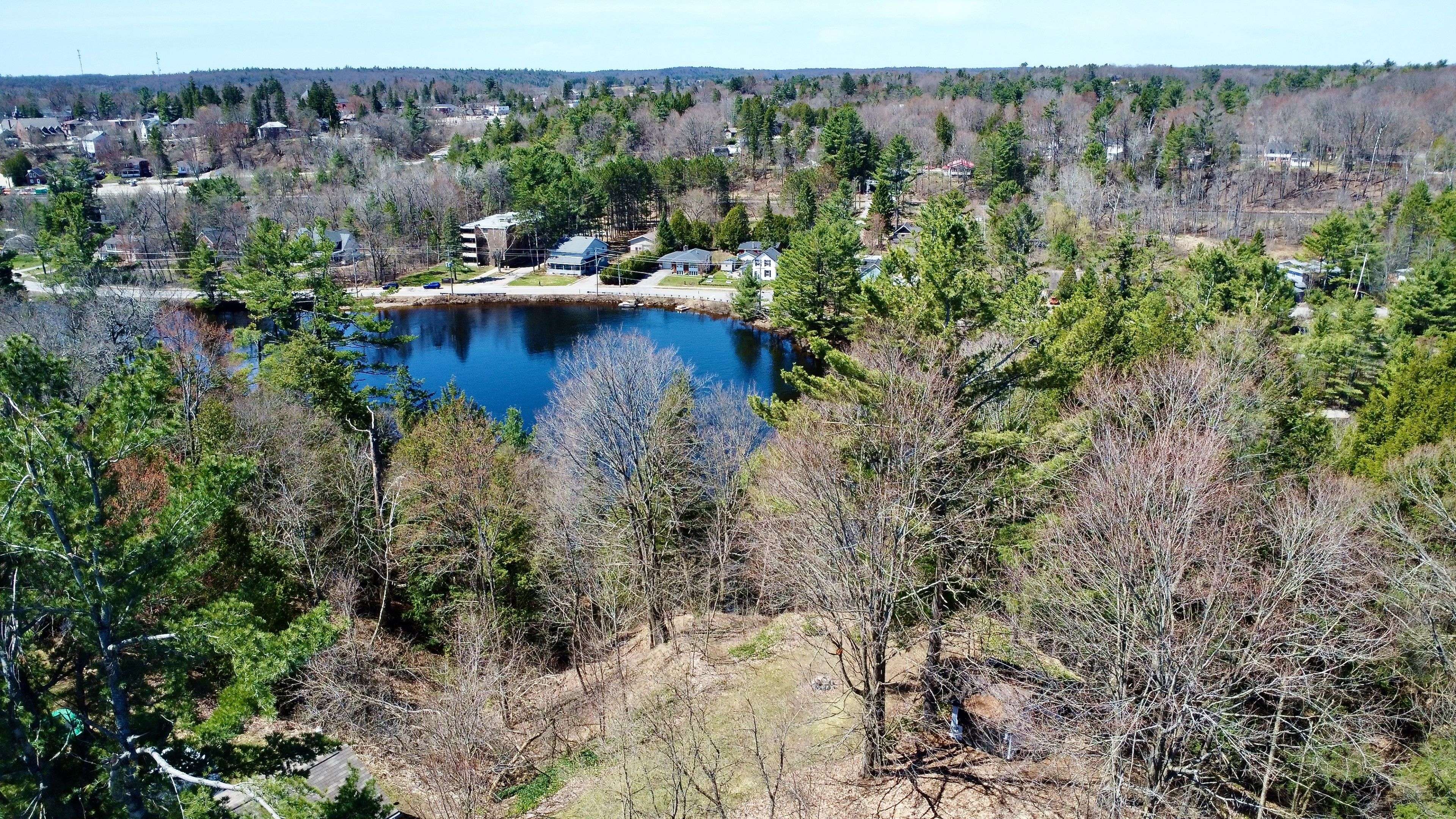 145 Front ST #Unit B, Bracebridge, ON P1L 1J7