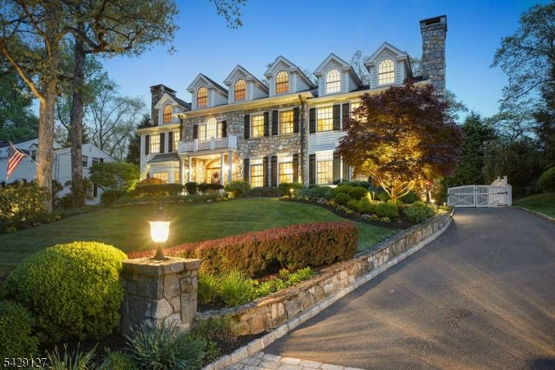 107 Huron Dr, Chatham Twp., NJ 07928