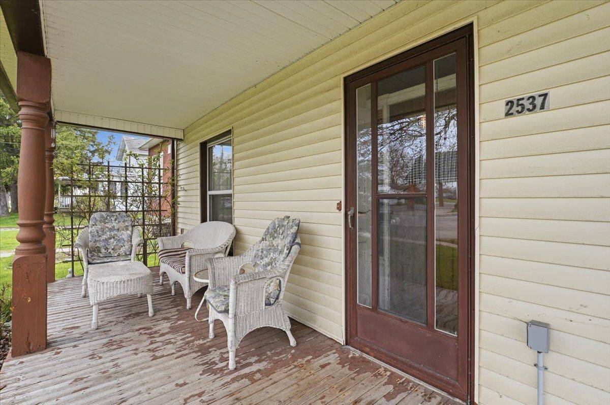 2537 Stevensville RD, Fort Erie, ON L0S 1S0