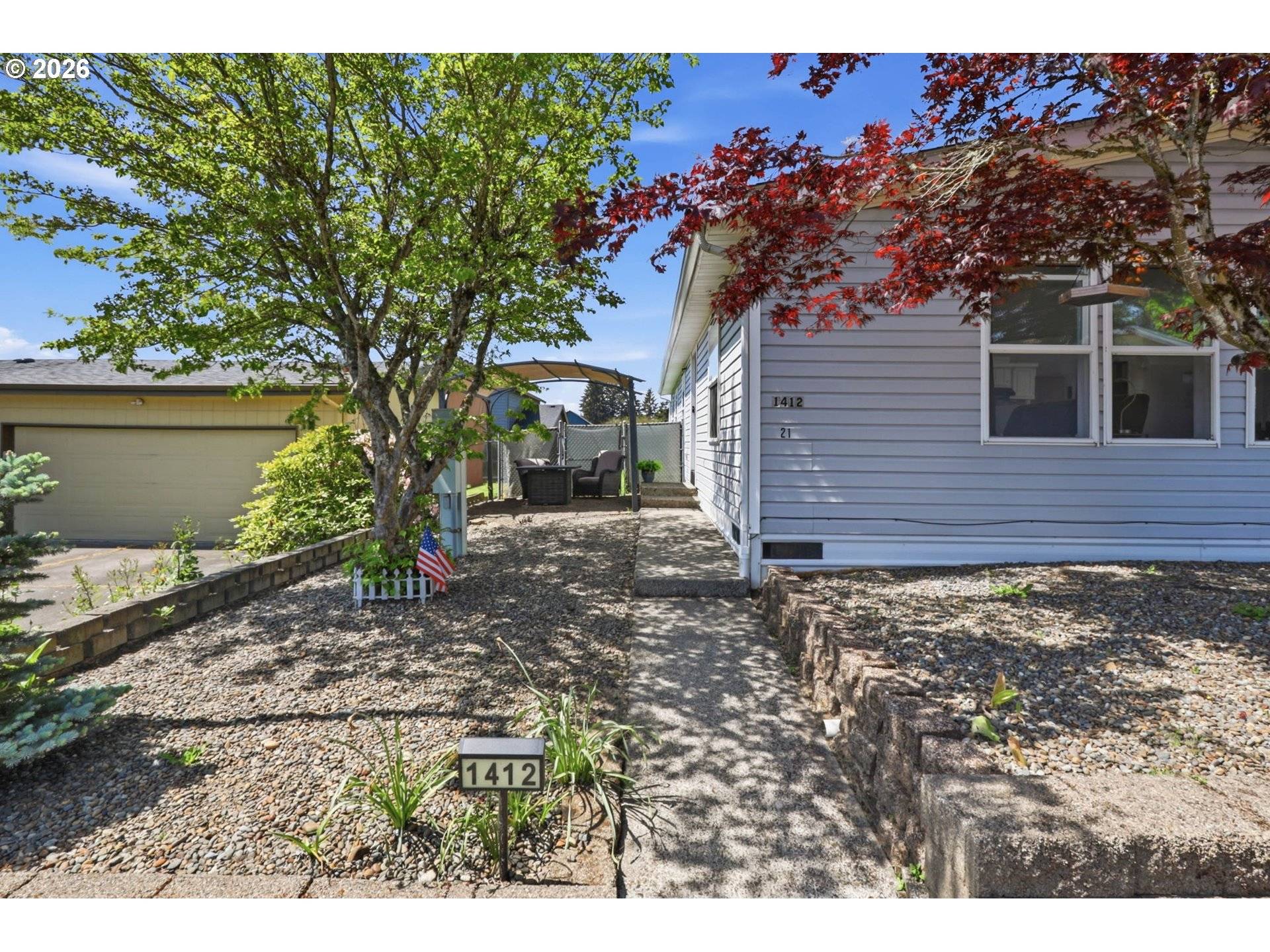1412 W C AVE, La Center, WA 98629