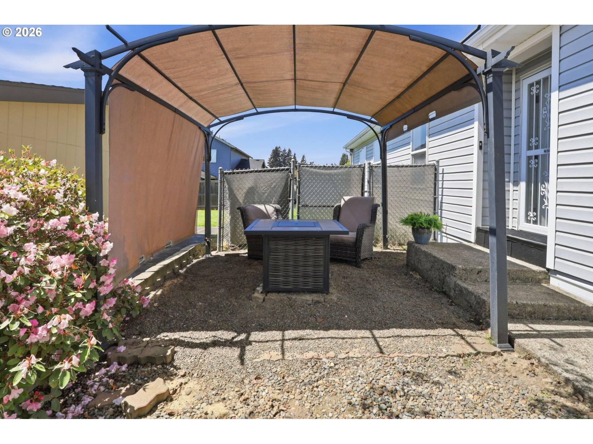 1412 W C AVE, La Center, WA 98629