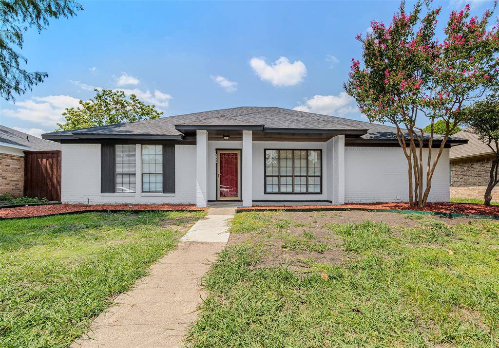 202 E Schreiber Street, Garland, TX 75040