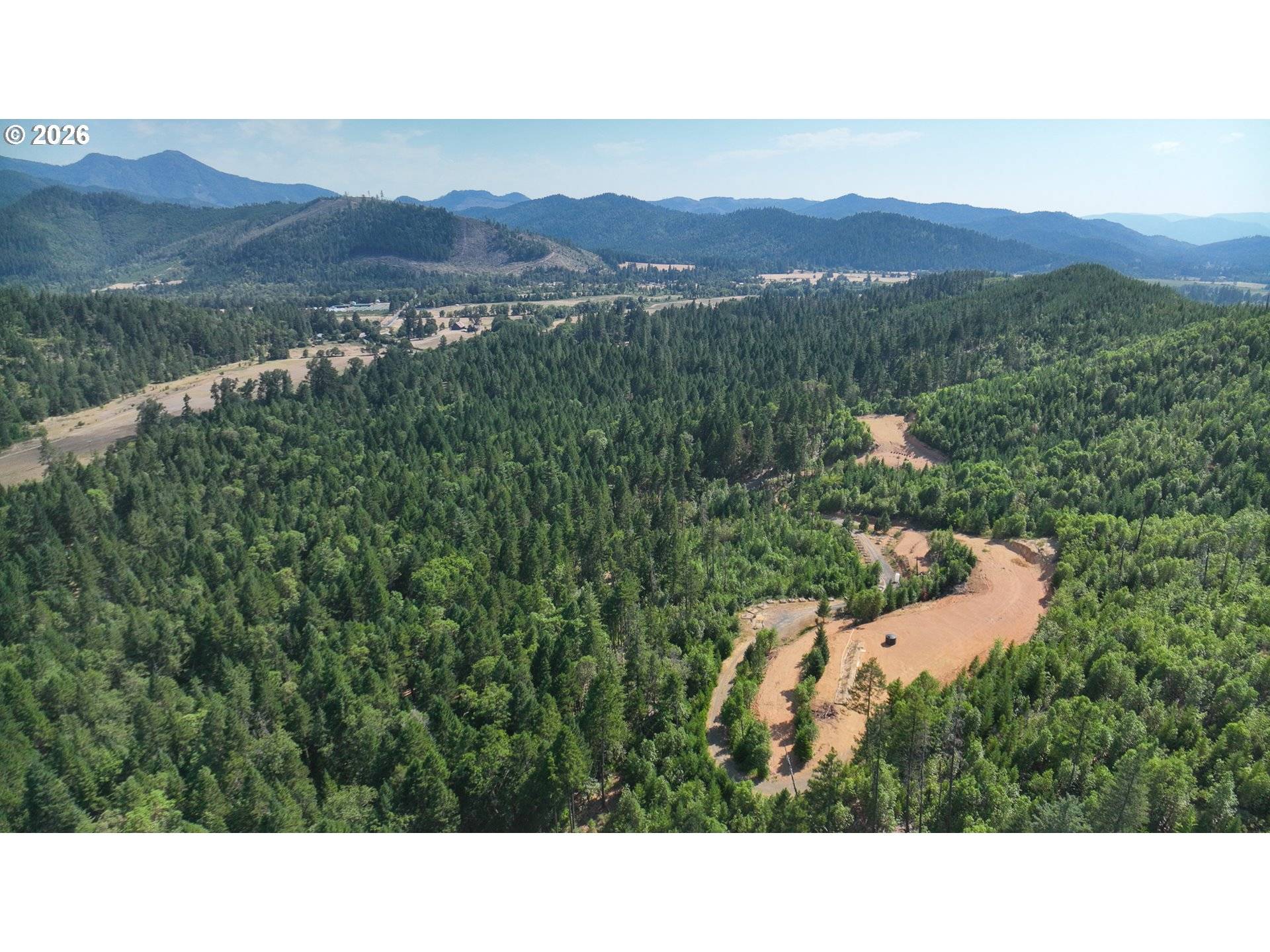 116 CROOKS CREEK RD, Selma, OR 97538