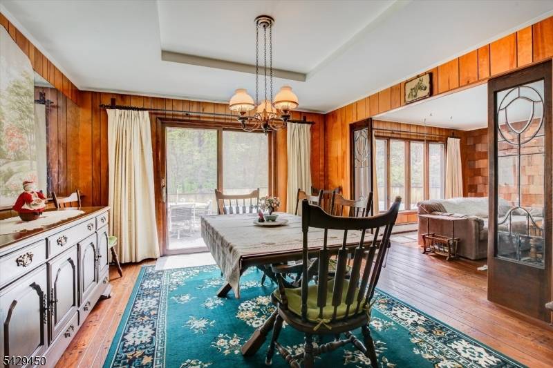 49 Frog Hollow Rd, Tewksbury Twp., NJ 07830