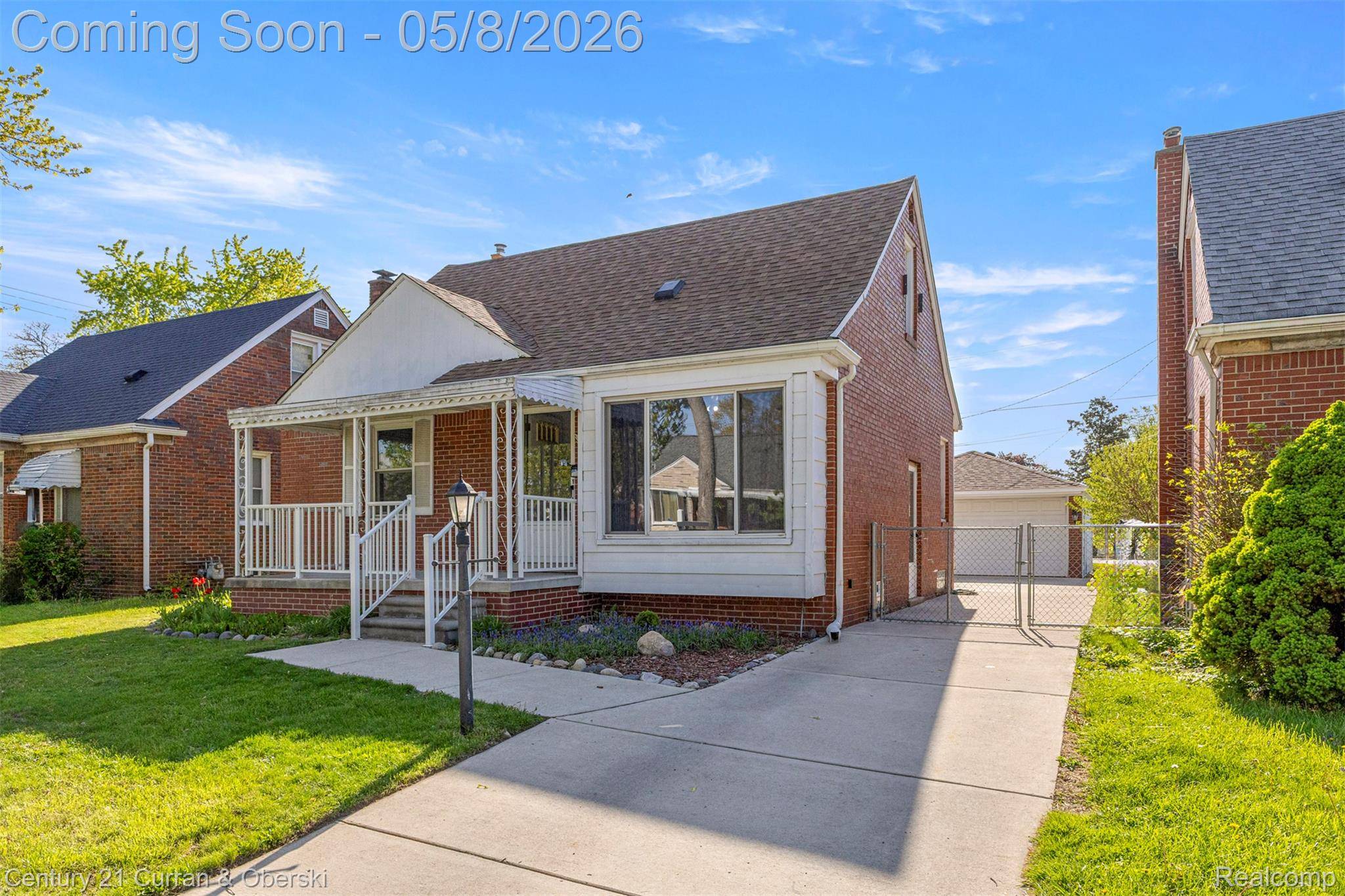 2461 Pingree AVE, Lincoln Park, MI 48146
