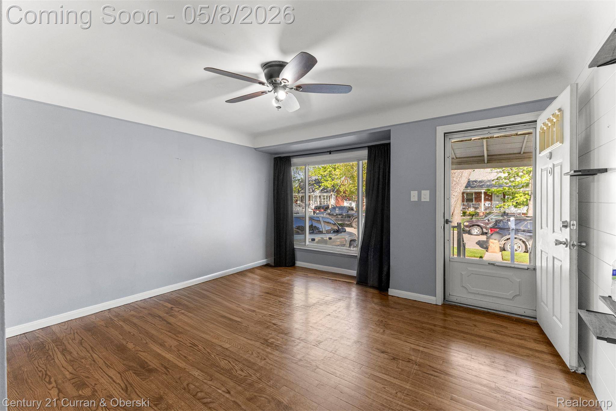 2461 Pingree AVE, Lincoln Park, MI 48146