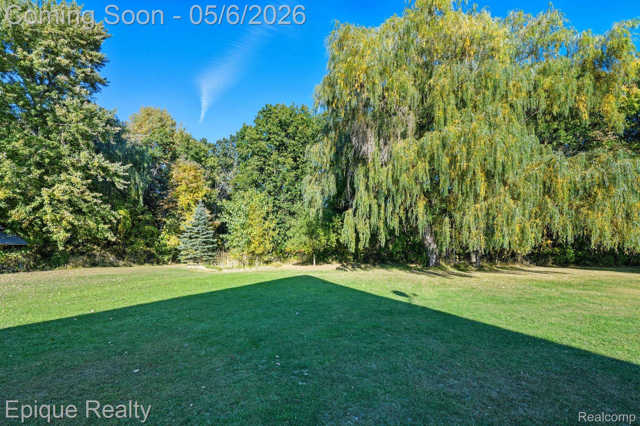 8150 Runyan Lake RD, Fenton, MI 48430