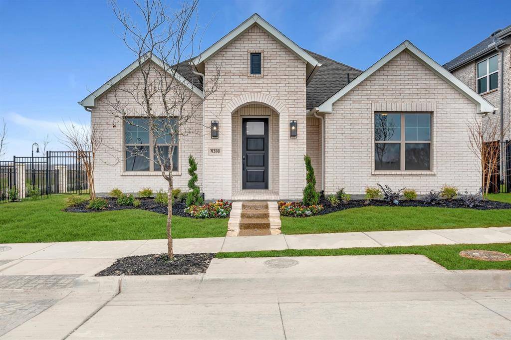 9200 Persimmon Lane, Mesquite, TX 75126