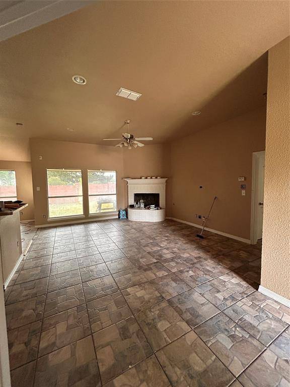 408 Wheat Valley Boulevard, Venus, TX 76084