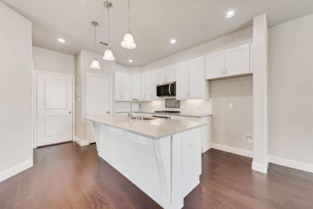 281 Scotia Street, Lewisville, TX 75056