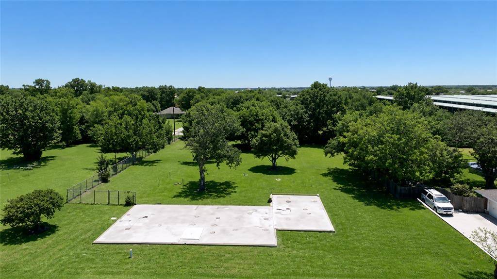 870 Meadowbrook Drive, Lucas, TX 75098