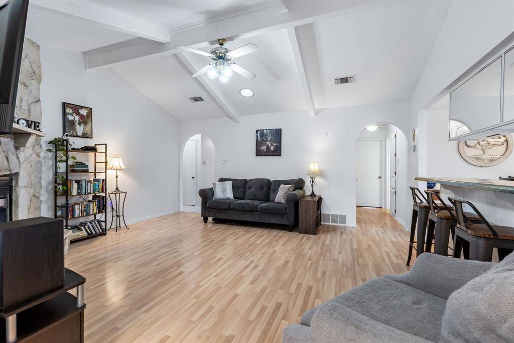 6420 Heather Drive, Watauga, TX 76148